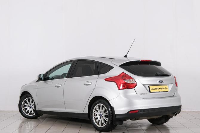 Ford Focus III с пробегом 2013 года, цена 1 099 000 рублей, 117135 км, универсал, Автокод Объявления