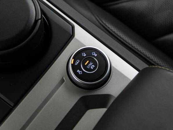 Volkswagen Touareg III с пробегом 2019 года, цена 4 246 900 рублей, 169765 км, внедорожник, Автокод Объявления
