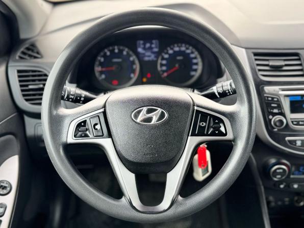 Hyundai Solaris I Рестайлинг с пробегом 2015 года, цена 1 159 000 рублей, 135410 км, седан, Автокод Объявления