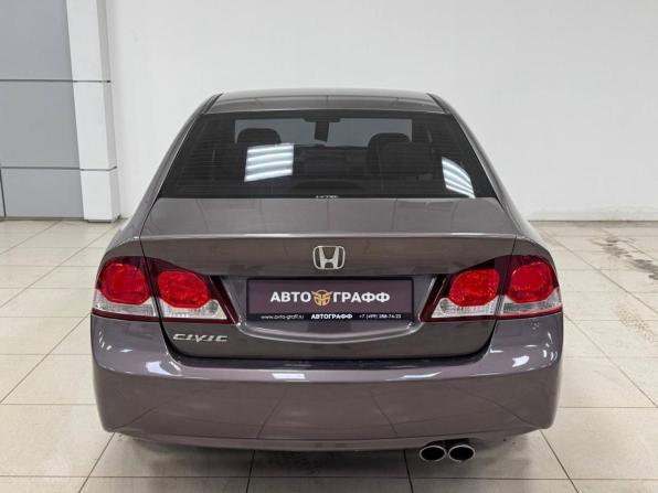 Honda Civic VIII Рестайлинг с пробегом 2010 года, цена 589 000 рублей, 162048 км, седан, Автокод Объявления
