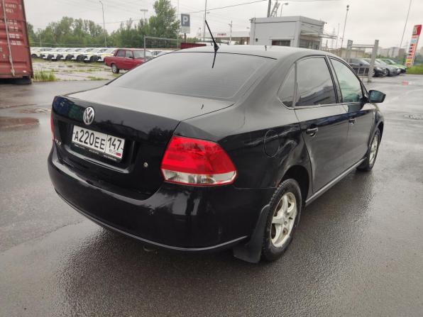 Volkswagen Polo V с пробегом 2013 года, цена 559 000 рублей, 212000 км, седан, Автокод Объявления