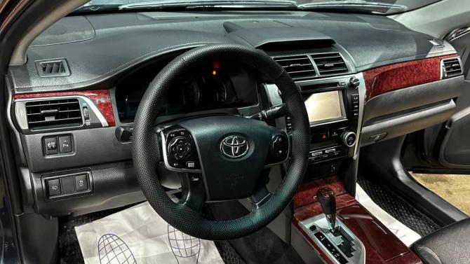 Toyota Camry VII (XV50) с пробегом 2013 года, цена 1 350 000 рублей, 255721 км, седан, Автокод Объявления