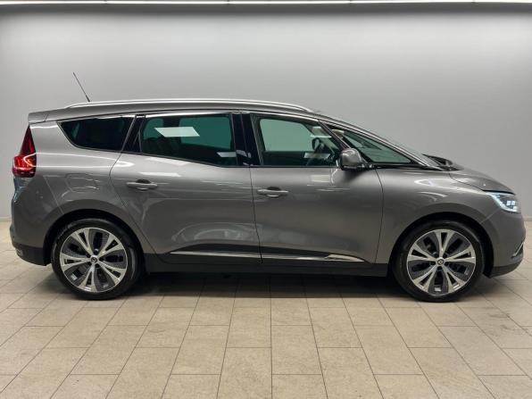 Renault Scenic IV с пробегом 2017 года, цена 1 497 000 рублей, 210920 км, минивэн, Автокод Объявления