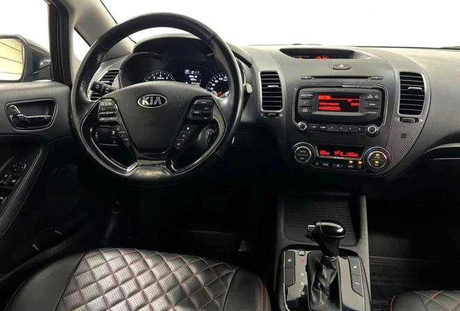 Kia Cerato III Рестайлинг (Classic) с пробегом 2017 года, цена 1 570 000 рублей, 98677 км, седан, Автокод Объявления