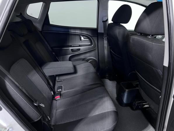 Kia Venga I с пробегом 2011 года, цена 680 000 рублей, 213683 км, минивэн, Автокод Объявления