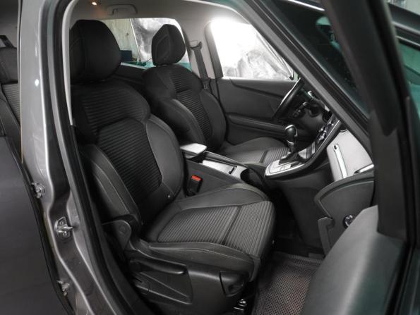 Renault Scenic IV с пробегом 2020 года, цена 1 780 000 рублей, 126185 км, компактвэн, Автокод Объявления