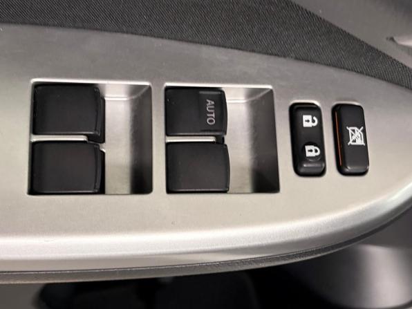 Toyota Corolla X (E140 E150) Рестайлинг с пробегом 2012 года, цена 1 250 000 рублей, 103744 км, седан, Автокод Объявления