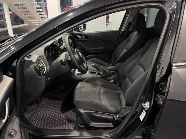 Mazda 3 III (BM) с пробегом 2013 года, цена 1 316 000 рублей, 177700 км, хэтчбек, Автокод Объявления