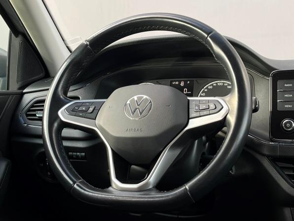 Volkswagen Polo VI с пробегом 2020 года, цена 1 729 300 рублей, 68441 км, лифтбек, Автокод Объявления