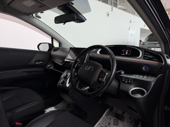 Toyota Sienta II с пробегом 2017 года, цена 1 550 000 рублей, 107000 км, минивэн, Автокод Объявления