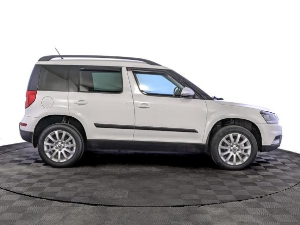 Skoda Yeti I Рестайлинг с пробегом 2014 года, цена 1 345 000 рублей, 125446 км, внедорожник, Автокод Объявления