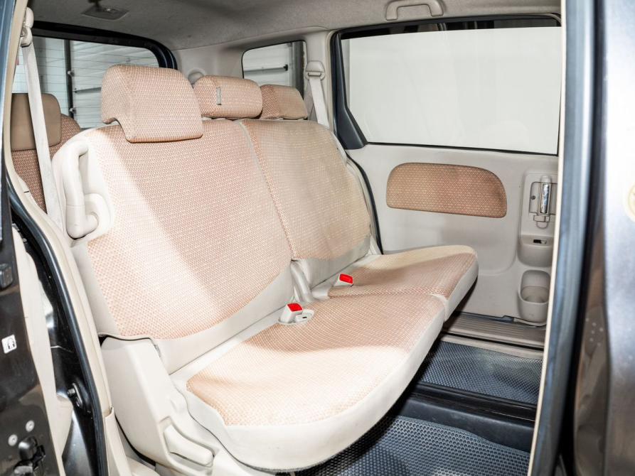 Toyota Sienta I Рестайлинг 2 Чита  - изображение 6