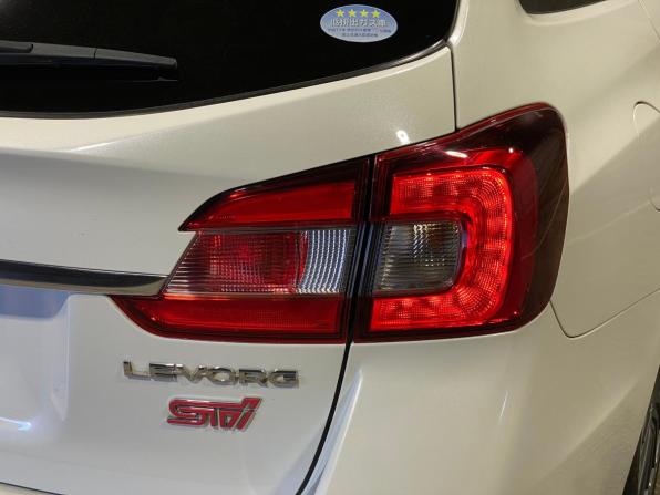 Subaru Levorg I с пробегом 2018 года, цена 2 130 000 рублей, 120437 км, универсал, Автокод Объявления