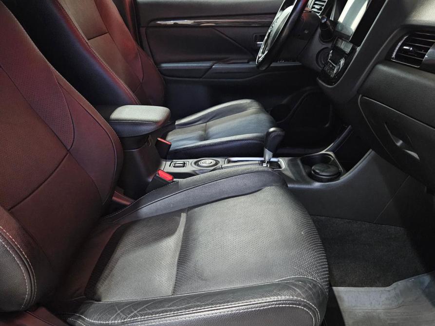 Mitsubishi Outlander III Рестайлинг 2 Вологда  - изображение 13