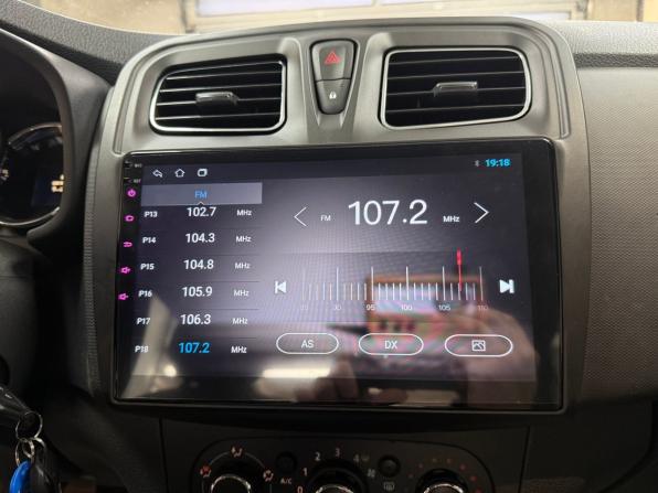 Renault Logan II Рестайлинг с пробегом 2020 года, цена 1 050 000 рублей, 63893 км, седан, Автокод Объявления
