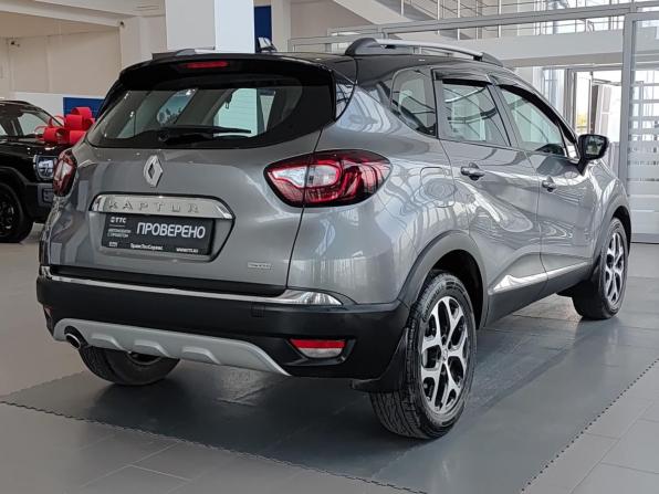 Renault Kaptur I Рестайлинг с пробегом 2021 года, цена 1 698 000 рублей, 99893 км, внедорожник, Автокод Объявления