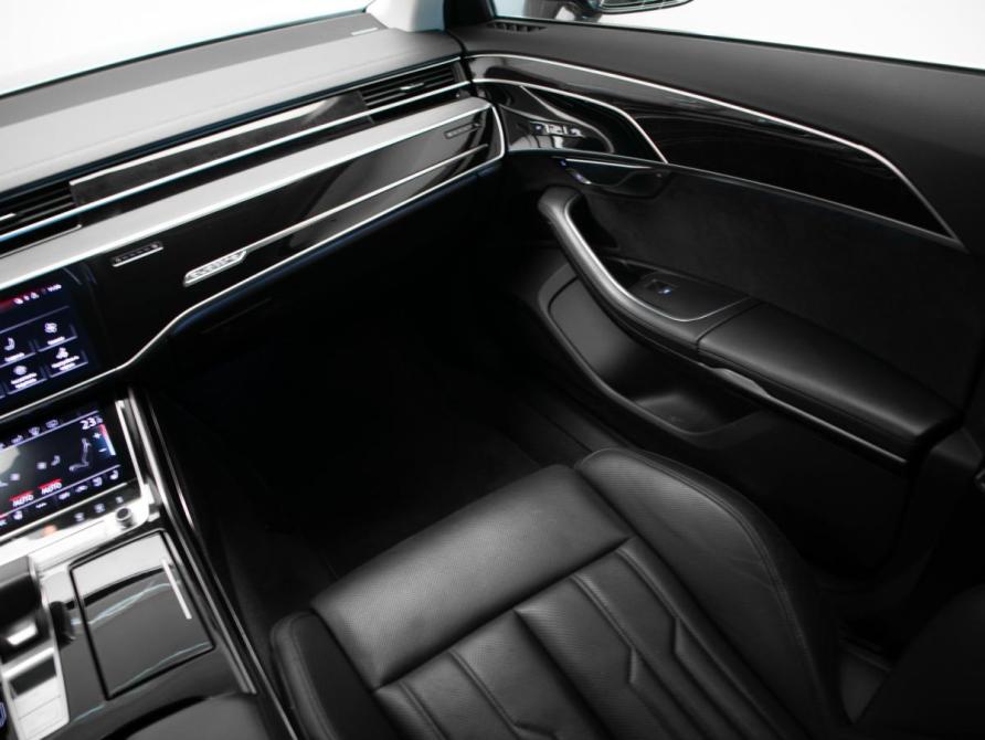 Audi A8 IV (D5) Москва  - изображение 26