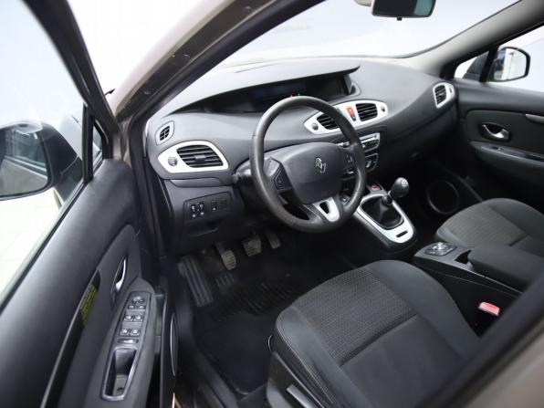 Renault Scenic III с пробегом 2009 года, цена 790 000 рублей, 267709 км, компактвэн, Автокод Объявления