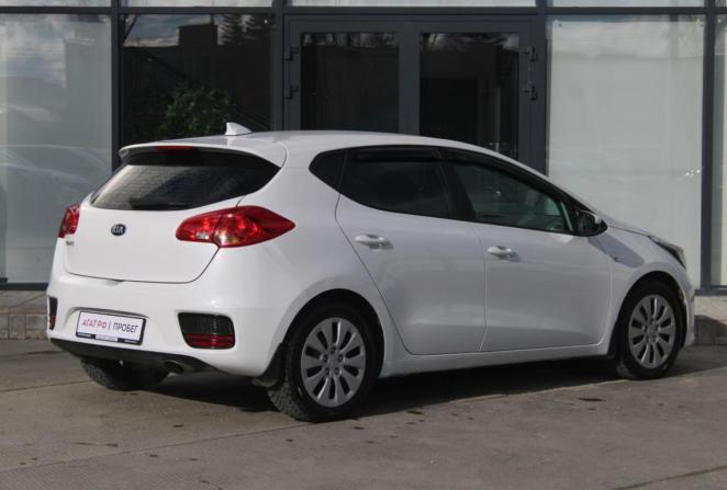 Kia Ceed II Рестайлинг с пробегом 2017 года, цена 1 205 000 рублей, 104757 км, хэтчбек, Автокод Объявления