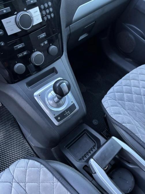 Opel Zafira B Рестайлинг Альметьевск  - изображение 12