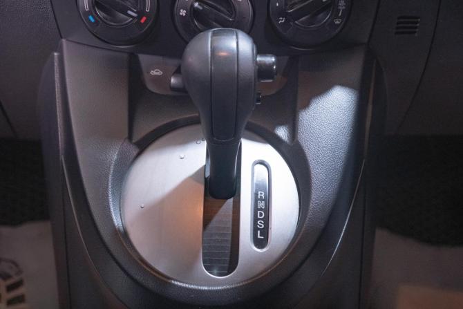 Mazda Demio III (DE) с пробегом 2007 года, цена 589 000 рублей, 158000 км, хэтчбек, Автокод Объявления