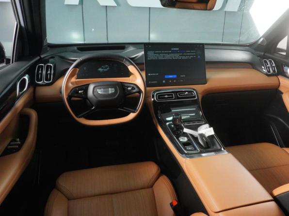 Geely Boyue L II с пробегом 2025 года, цена 2 959 000 рублей, 35785 км, внедорожник, Автокод Объявления