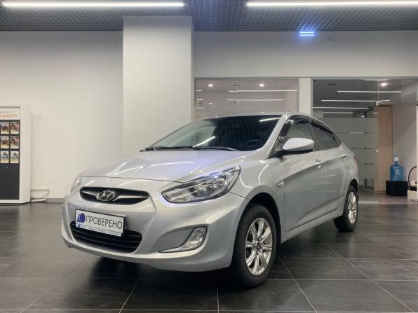 Hyundai Solaris I с пробегом 2012 года, цена 599 000 рублей, 177550 км, седан, Автокод Объявления