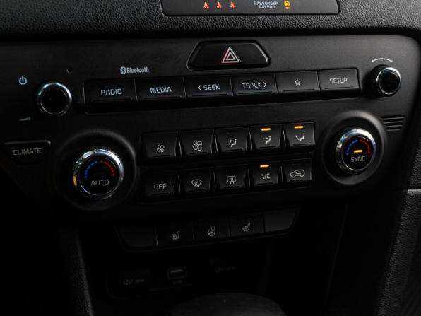Kia Sportage IV Рестайлинг с пробегом 2021 года, цена 2 465 000 рублей, 82733 км, внедорожник, Автокод Объявления