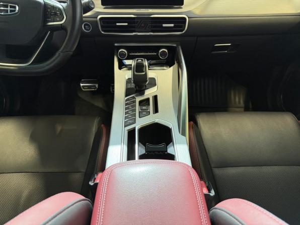 Geely Coolray I с пробегом 2022 года, цена 1 550 000 рублей, 118211 км, внедорожник, Автокод Объявления