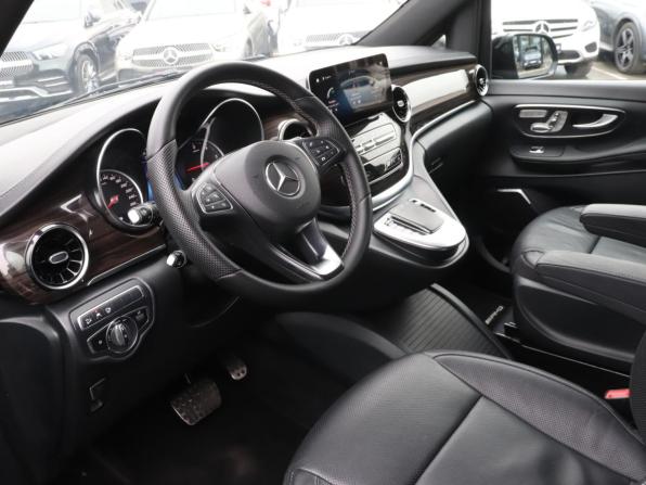 Mercedes-Benz V-Класс III (W447) Рестайлинг с пробегом 2020 года, цена 7 150 000 рублей, 66300 км, минивэн, Автокод Объявления