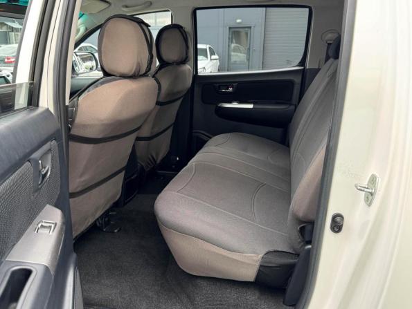 Toyota Hilux VII Рестайлинг с пробегом 2014 года, цена 2 999 000 рублей, 83945 км, offers.body_type.unknown, Автокод Объявления