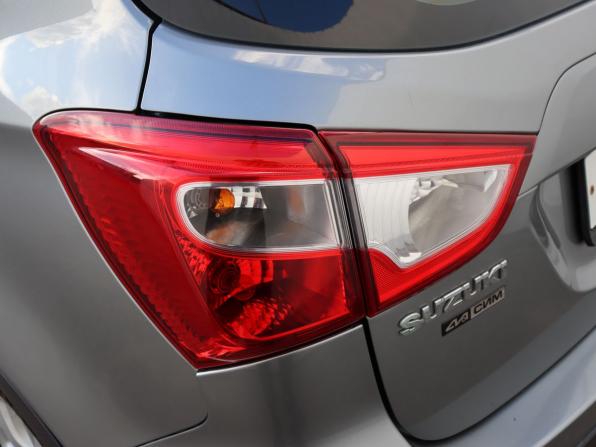 Suzuki SX4 II (S-Cross) с пробегом 2014 года, цена 989 000 рублей, 192733 км, хэтчбек, Автокод Объявления