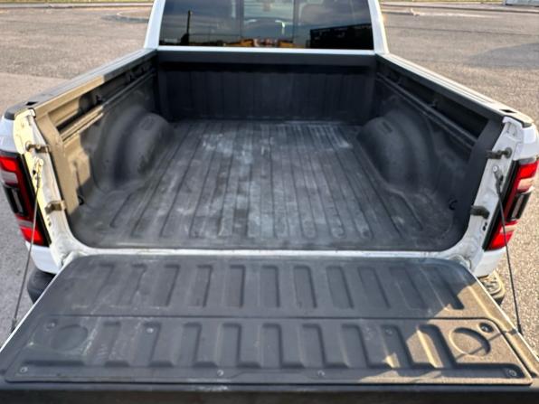 Ram 1500 V с пробегом 2020 года, цена 6 990 000 рублей, 105867 км, offers.body_type.unknown, Автокод Объявления