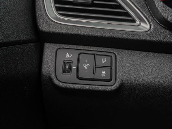 Hyundai Solaris II Рестайлинг с пробегом 2021 года, цена 1 250 000 рублей, 131035 км, седан, Автокод Объявления