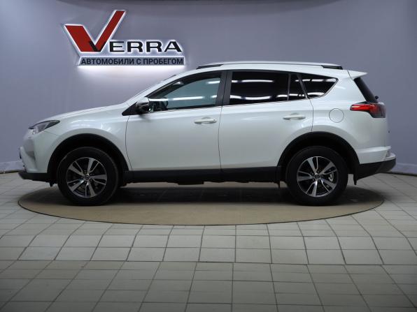 Toyota RAV4 IV (XA40) Рестайлинг с пробегом 2017 года, цена 1 950 000 рублей, 211071 км, внедорожник, Автокод Объявления