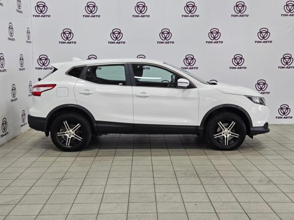 Nissan Qashqai II с пробегом 2018 года, цена 1 495 000 рублей, 77442 км, внедорожник, Автокод Объявления