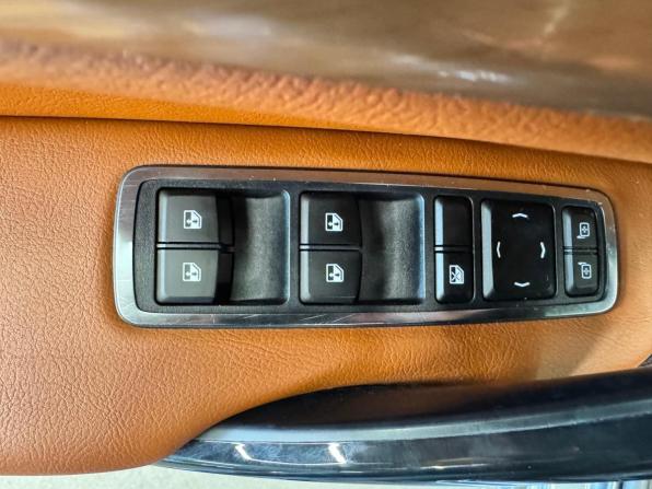 Lada (ВАЗ) Vesta I Рестайлинг (NG) с пробегом 2024 года, цена 1 449 000 рублей, 32275 км, универсал, Автокод Объявления