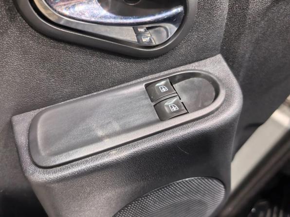 Renault Duster I Рестайлинг с пробегом 2015 года, цена 1 255 000 рублей, 128606 км, внедорожник, Автокод Объявления