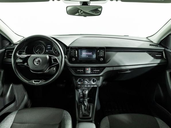 Skoda Rapid II с пробегом 2022 года, цена 1 648 000 рублей, 50590 км, лифтбек, Автокод Объявления