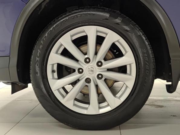 Nissan Qashqai II с пробегом 2017 года, цена 1 541 000 рублей, 113833 км, внедорожник, Автокод Объявления