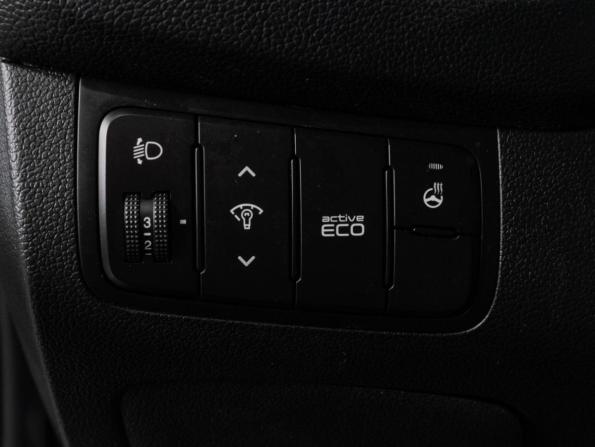 Kia Ceed II Рестайлинг с пробегом 2017 года, цена 1 220 000 рублей, 233166 км, хэтчбек, Автокод Объявления