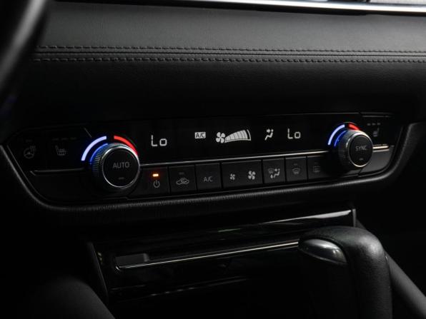Mazda 6 III (GJ) Рестайлинг 2 с пробегом 2021 года, цена 2 449 000 рублей, 85856 км, седан, Автокод Объявления