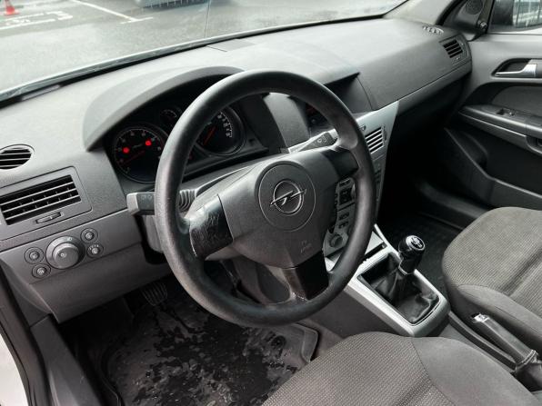 Opel Astra H Рестайлинг с пробегом 2009 года, цена 506 000 рублей, 209041 км, хэтчбек, Автокод Объявления