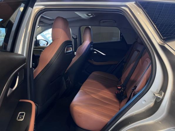 Omoda C5 I с пробегом 2023 года, цена 2 175 000 рублей, 53876 км, внедорожник, Автокод Объявления