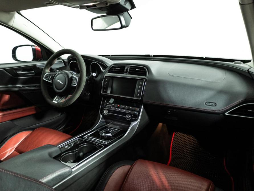 Jaguar XE I Санкт-Петербург  - изображение 10
