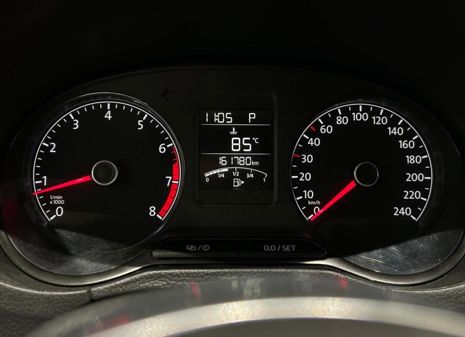 Volkswagen Polo V Рестайлинг Санкт-Петербург  - изображение 15