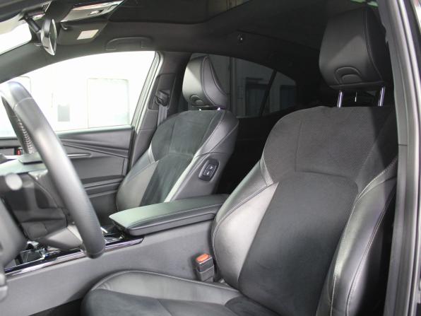 Toyota Camry IX (XV80) China Market с пробегом 2024 года, цена 4 050 000 рублей, 39000 км, седан, Автокод Объявления