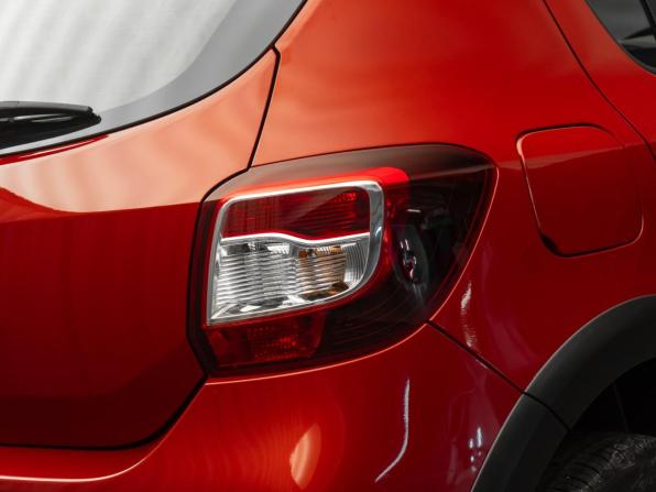Renault Sandero II с пробегом 2014 года, цена 770 000 рублей, 126277 км, хэтчбек, Автокод Объявления