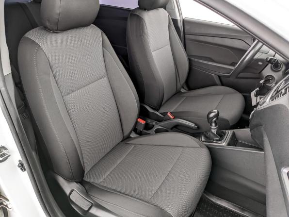 Hyundai Solaris II с пробегом 2018 года, цена 1 100 000 рублей, 167007 км, седан, Автокод Объявления