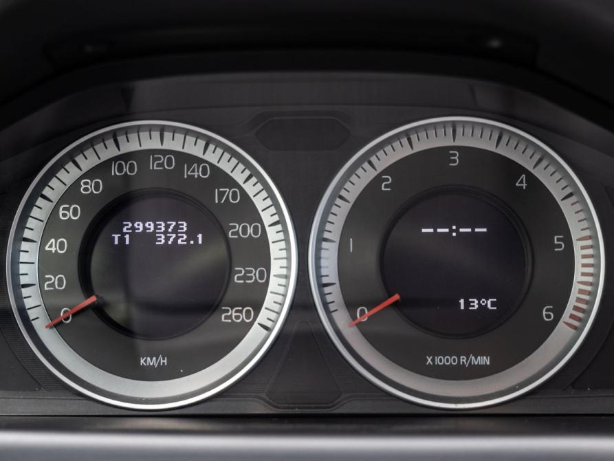 Volvo XC70 II Волгоград  - изображение 9